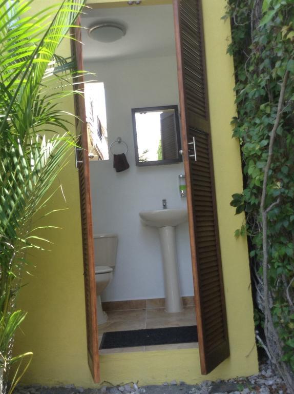 Villas De Brisas Cuernavaca Exterior photo